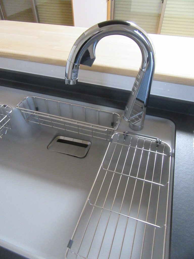 東京都　府中区　パナソニック　ラクシーナ　キッチン　カップボード　内装　リフォーム　工事