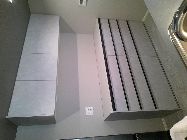 東京都　　神奈川県 　埼玉県　三鷹市　多摩市　東村山市　相模原市　横浜市　川崎市　三鷹市　武蔵野市　町田市　茅ヶ崎市　小平市　練馬区　荒川区　港南区　品川区　海老名市　リフォーム　カップボード　パナソニック　ラクシーナ　ホワイト　ベージュ　北欧　　カウンター　収納　キッチンリフォーム　新築　ブラック　シルバー　ブラック取っ手　ウォールナット　取っ手　　ライン取っ手　木目　蒸気処理　家電収納　ダストボックスワゴン　エイジドダーク　エイジドライト　ヴィンテージメタル　ブルーグレーオーク　グレーオーク　ペイントウッド　アクセントクロス　トールパントリー　ネイビーオーク　ソフトオーク　おしゃれ　モダン　丁寧な暮らし　暮らし　吊戸　グレージュアッシュ　マットホワイト　アルベロホワイト　モイストホワイト 　ビューティホワイト　　アースホワイト　ホワイトオーク　ヴィンテージブラウン　シエラ　LIXIL